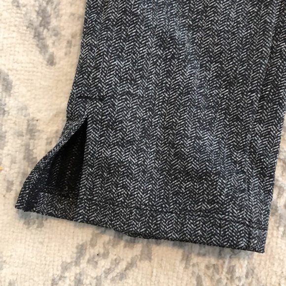 Athleta Heather Grey leggings - Picture 4 of 6